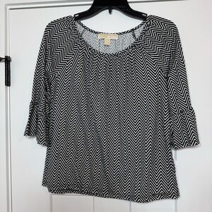 Michael Kors Ruffle Sleeve Black White Chevron Print Women’s Size Small
